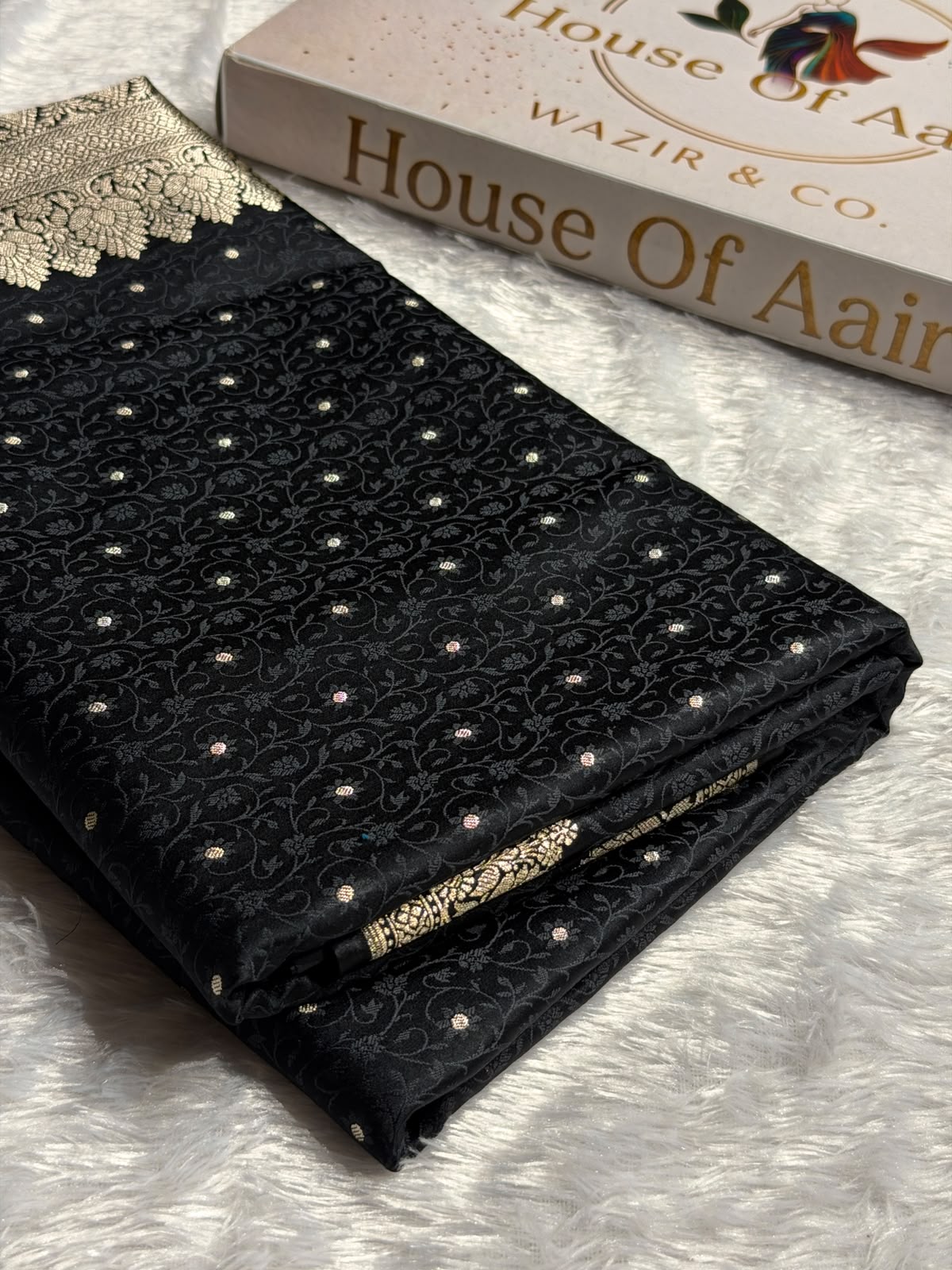 Banarasi Mashru Satin Silk Saree Booti Tanchoi Pattern MSK07