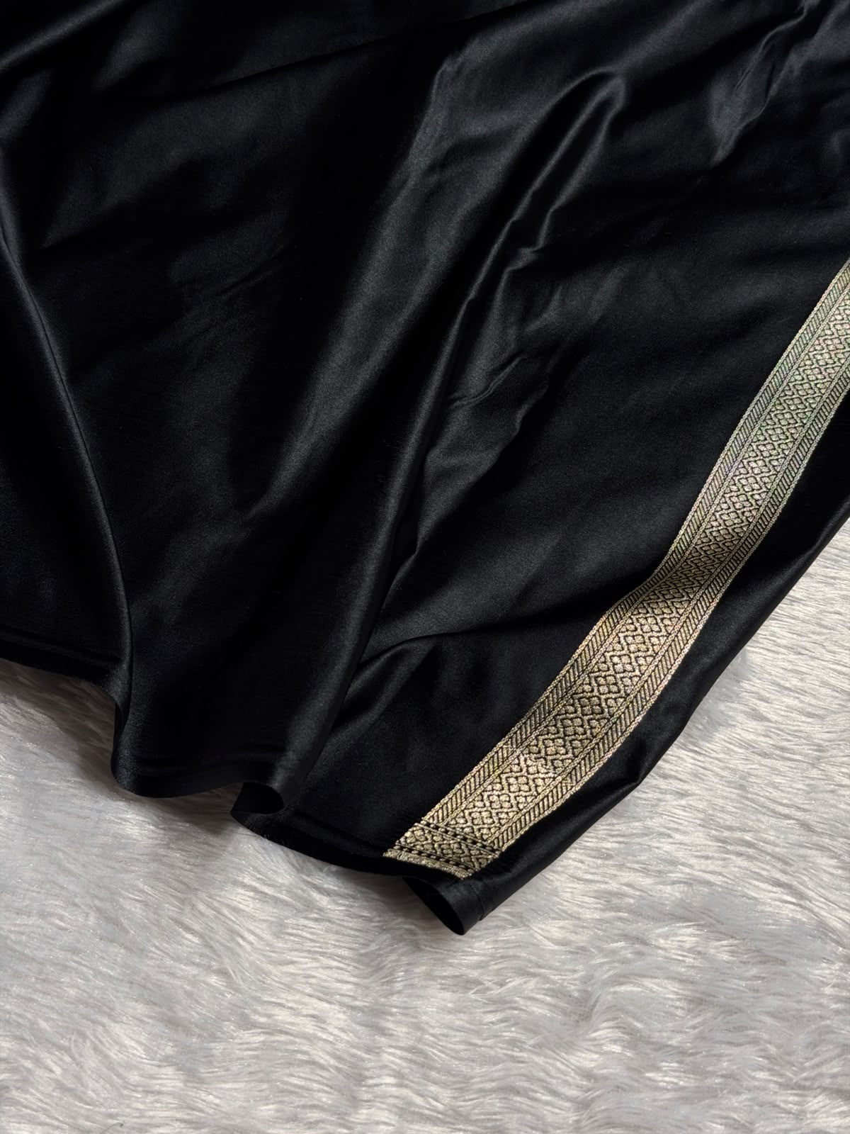 Banarasi Mashru Satin Silk Saree Booti Tanchoi Pattern MSK07