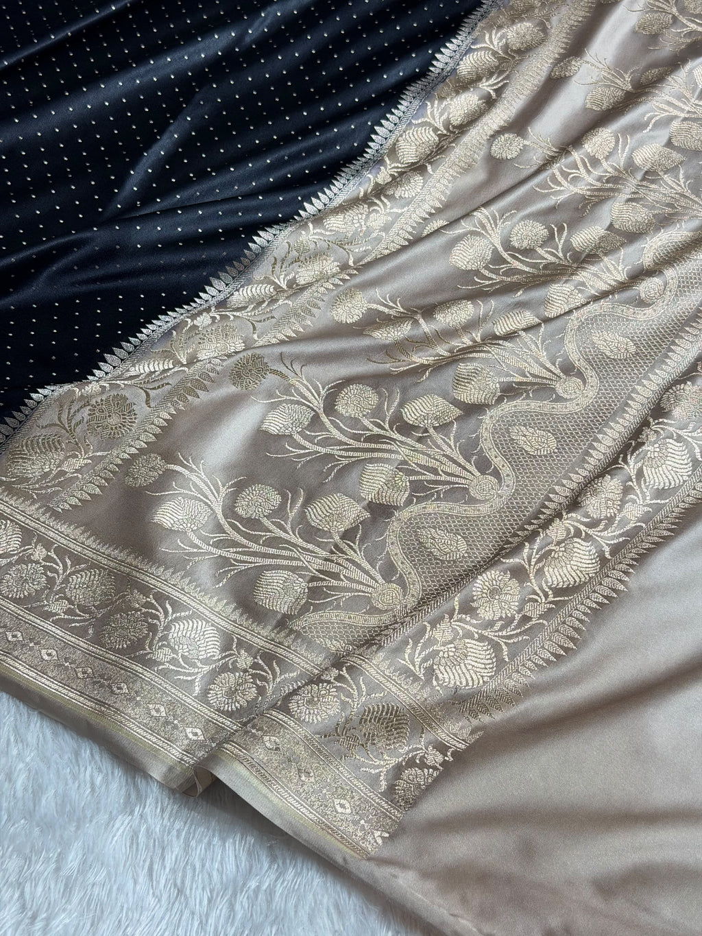 Banarasi Mashru Satin Silk Saree Floral Dot Pattern In Contrast Black with Cream Shades MSC10