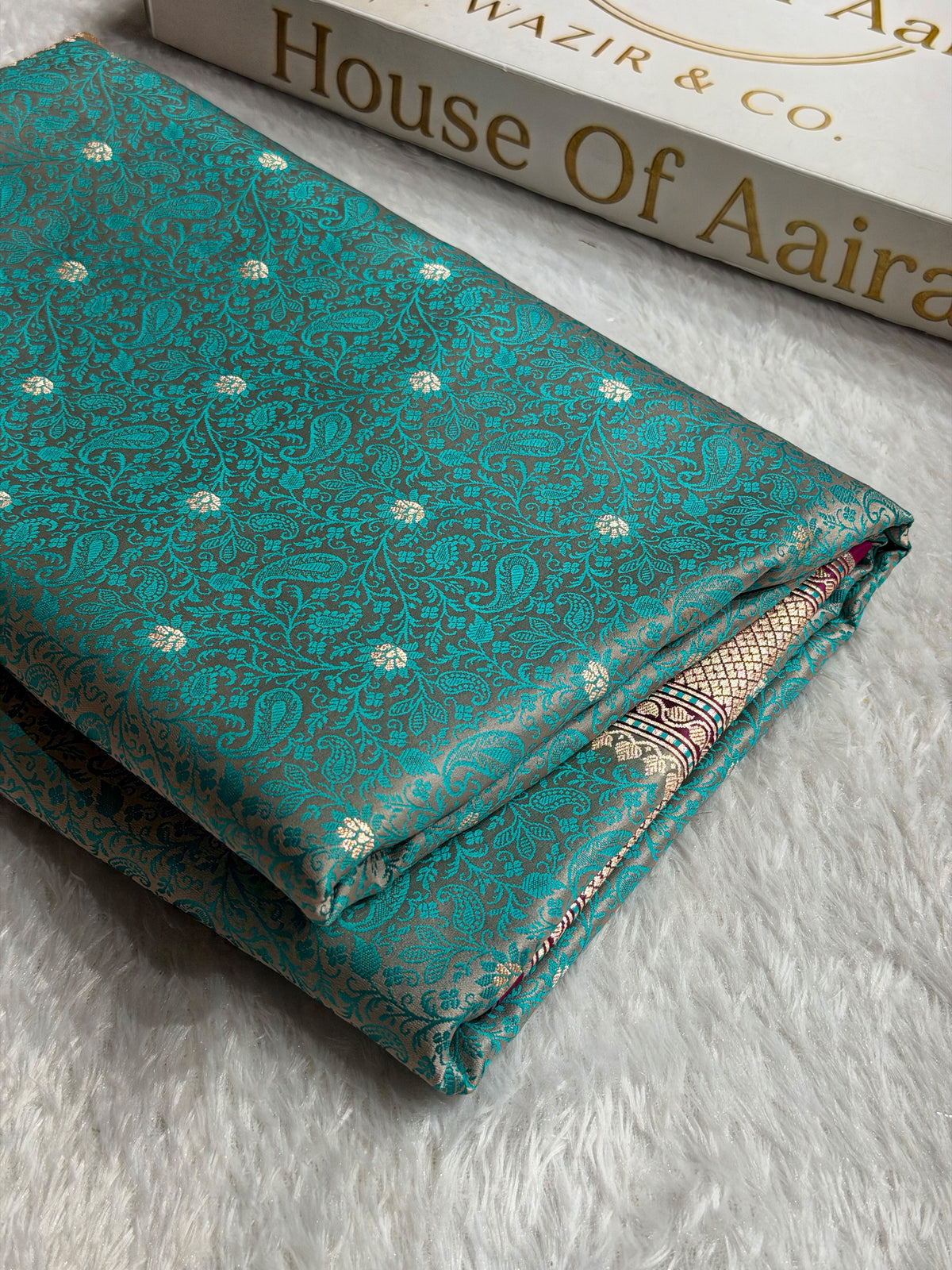 Banarasi Mashru Satin Silk Saree Tanchoi Pattern Contrast Sea Green with Rani Shades MSK34