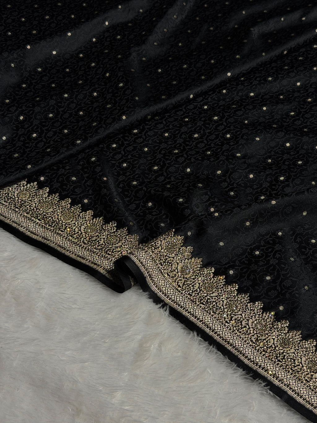 Bridal Banarasi Mashru Satin Silk Saree  Tanchoi Pattern with Swarovski Work In Black Shades BMSK07