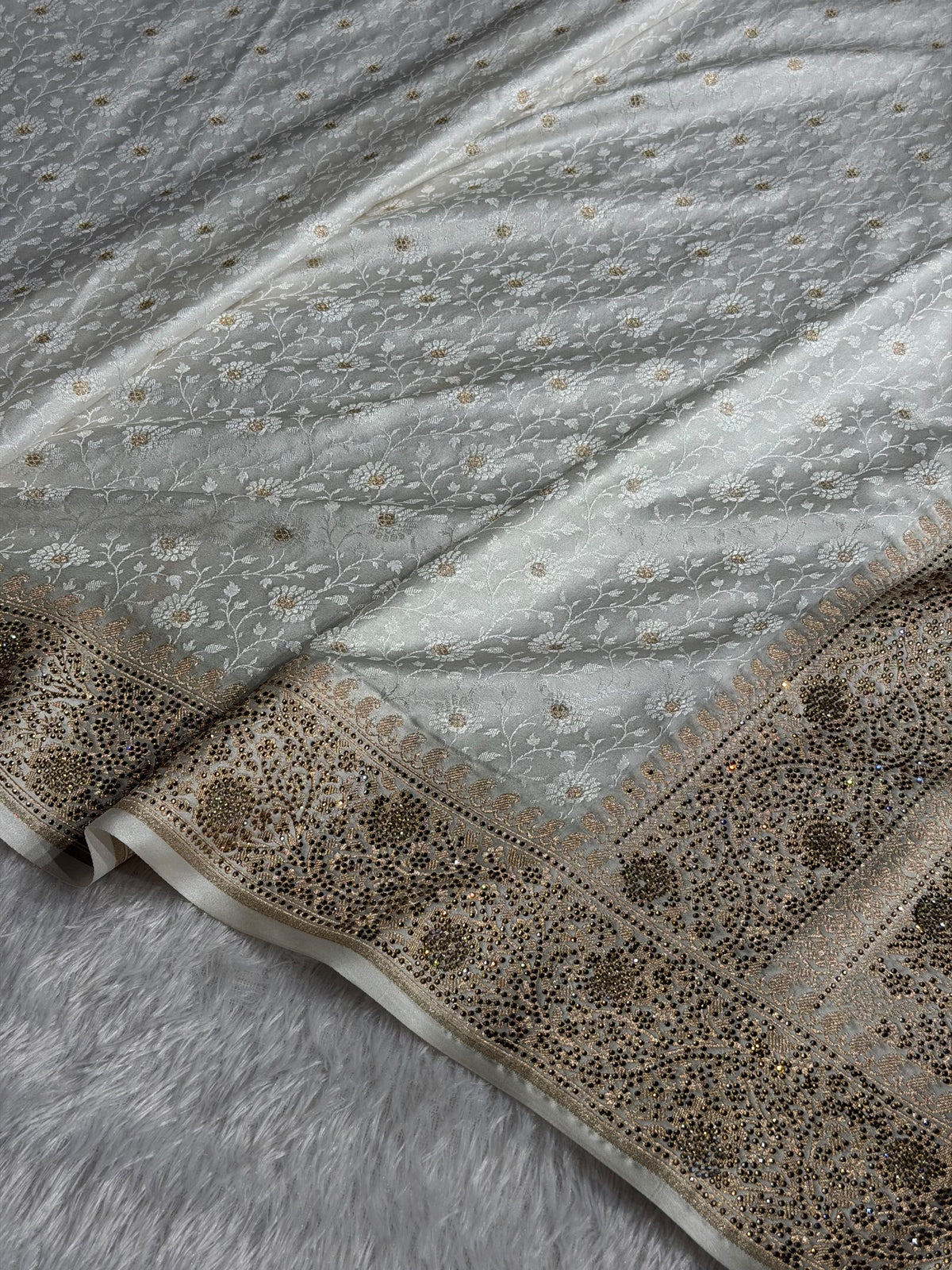 Banarasi Mashru Satin Silk Saree Tanchoi Pattern in Swarovski Work in Pearl White Shades BMSC04