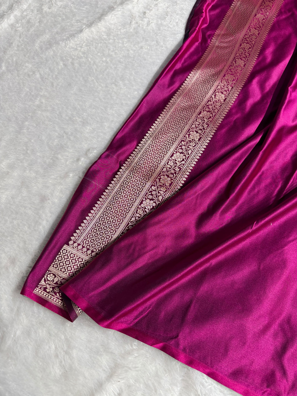 Banarasi Mashru Satin Silk Saree Boota Pattern Wine Shades MSK15