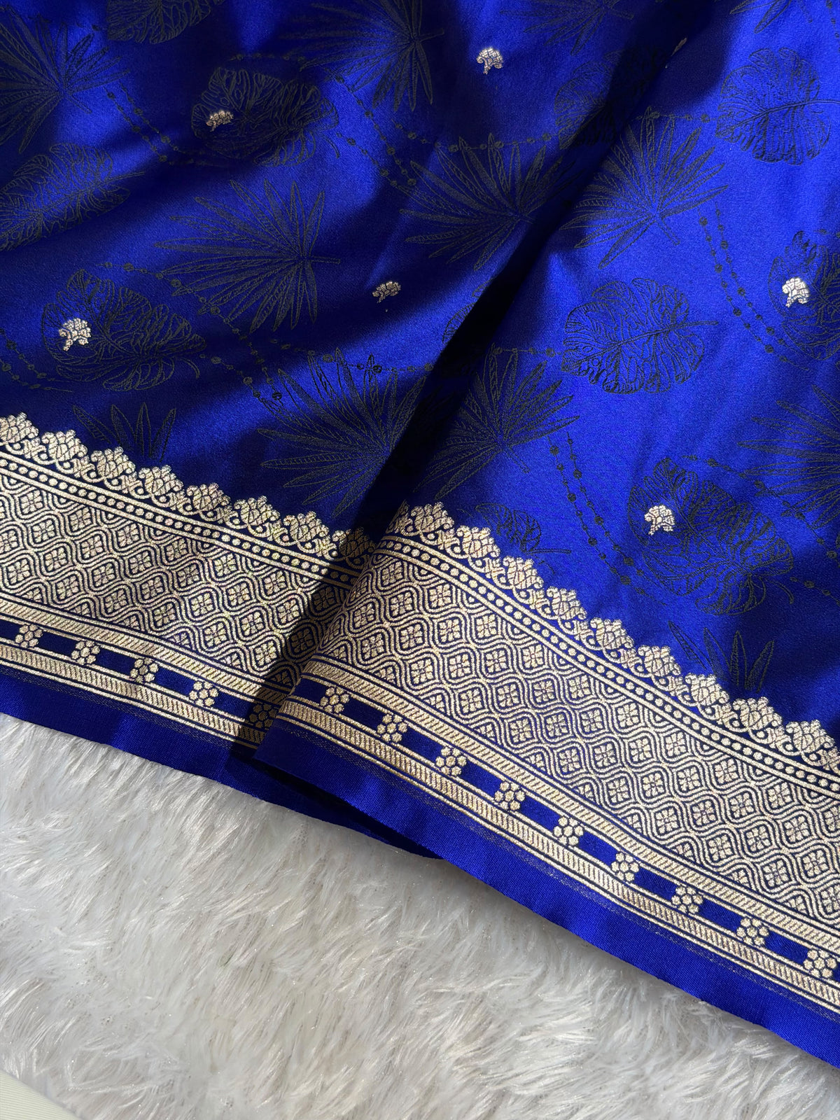 Banarasi Mashru Satin Silk Saree Tanchoi Pattern Royal Blue Shades MSK35