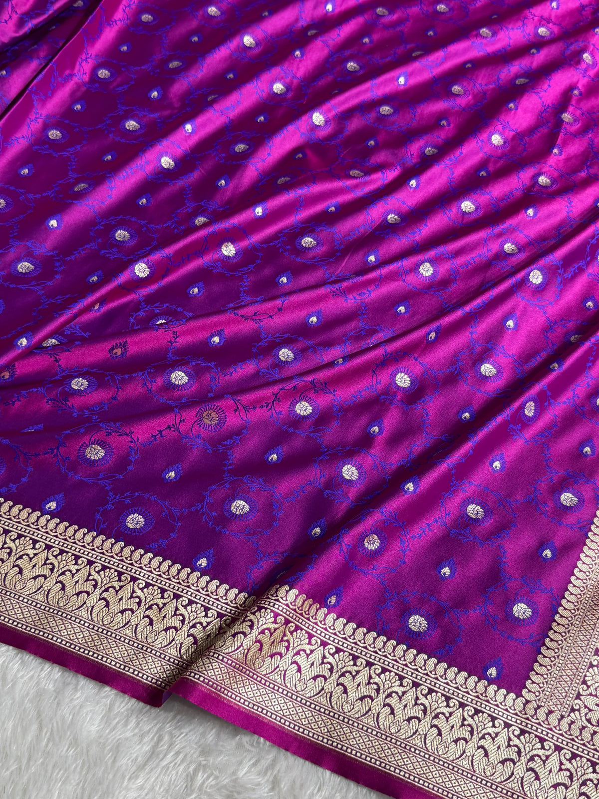 Banarasi Mashru Satin Silk Saree Tanchoi Pattern Cross Magenta Shades MSK36