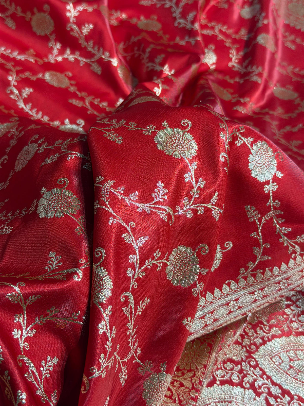 Banarasi Satin Silk Saree Jaal Pattern in Red Shades SS06