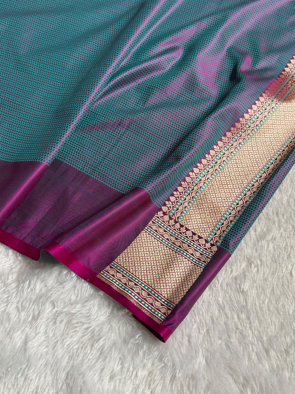 Banarasi Mashru Satin Silk Saree Tanchoi Pattern Contrast Sea Green with Rani Shades MSK34