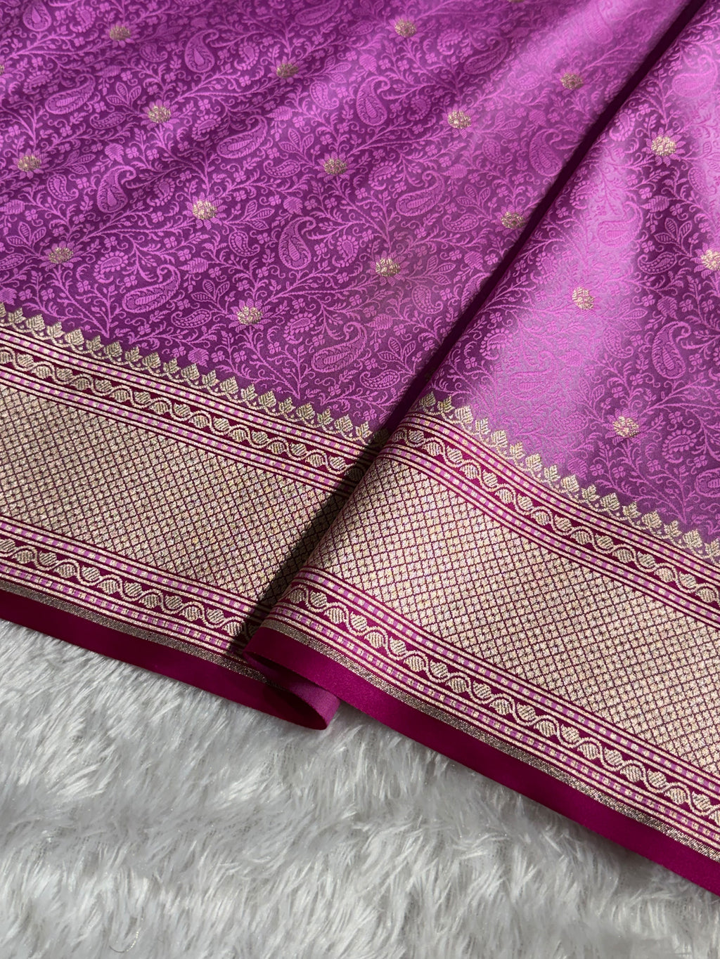 Banarasi Mashru Satin Silk Saree Tanchoi Pattern Contrast Lavendar with Rani Shades MSK34