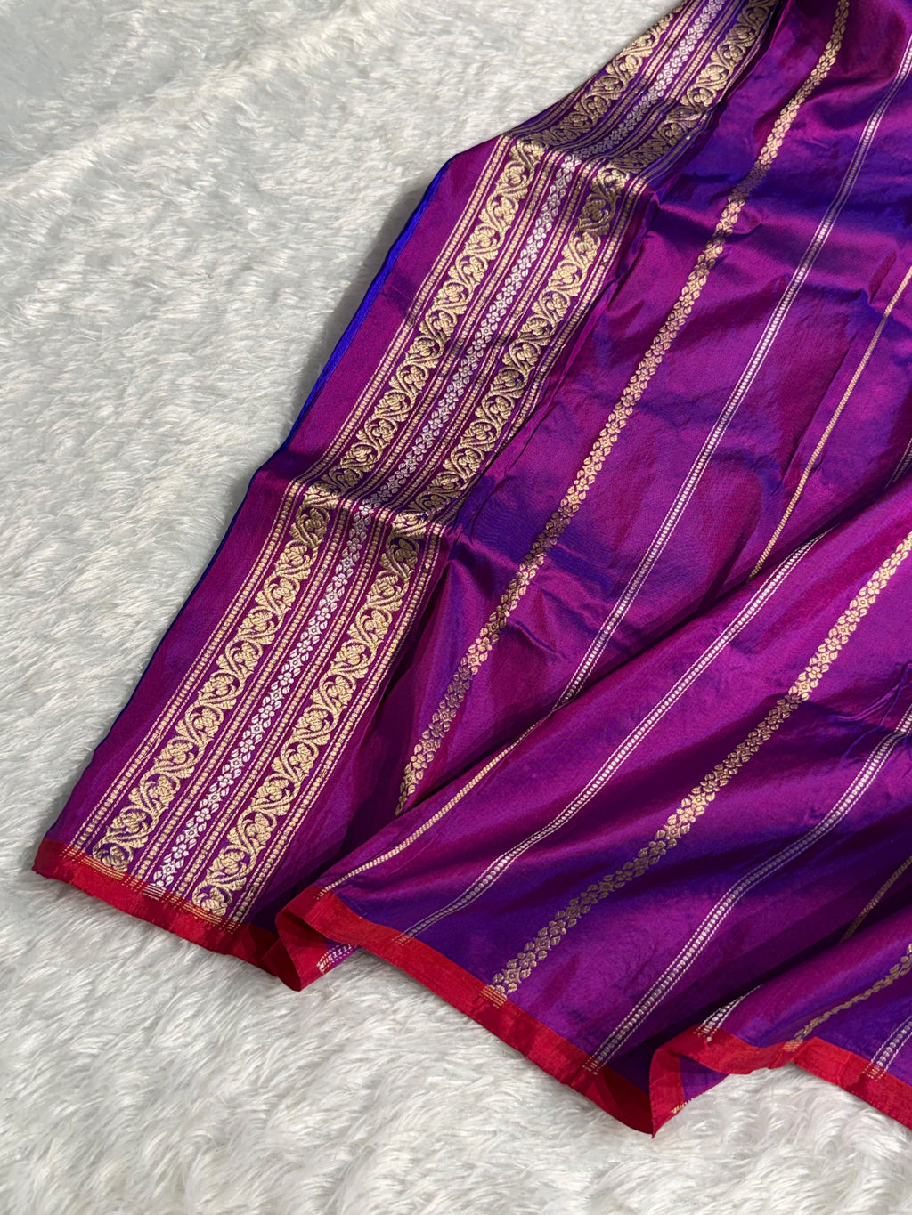 Banarasi Pure Katan Silk Saree Handwoven Kaduwa Boota Pattern with Minakari work in Cross Purple Shades PKH05