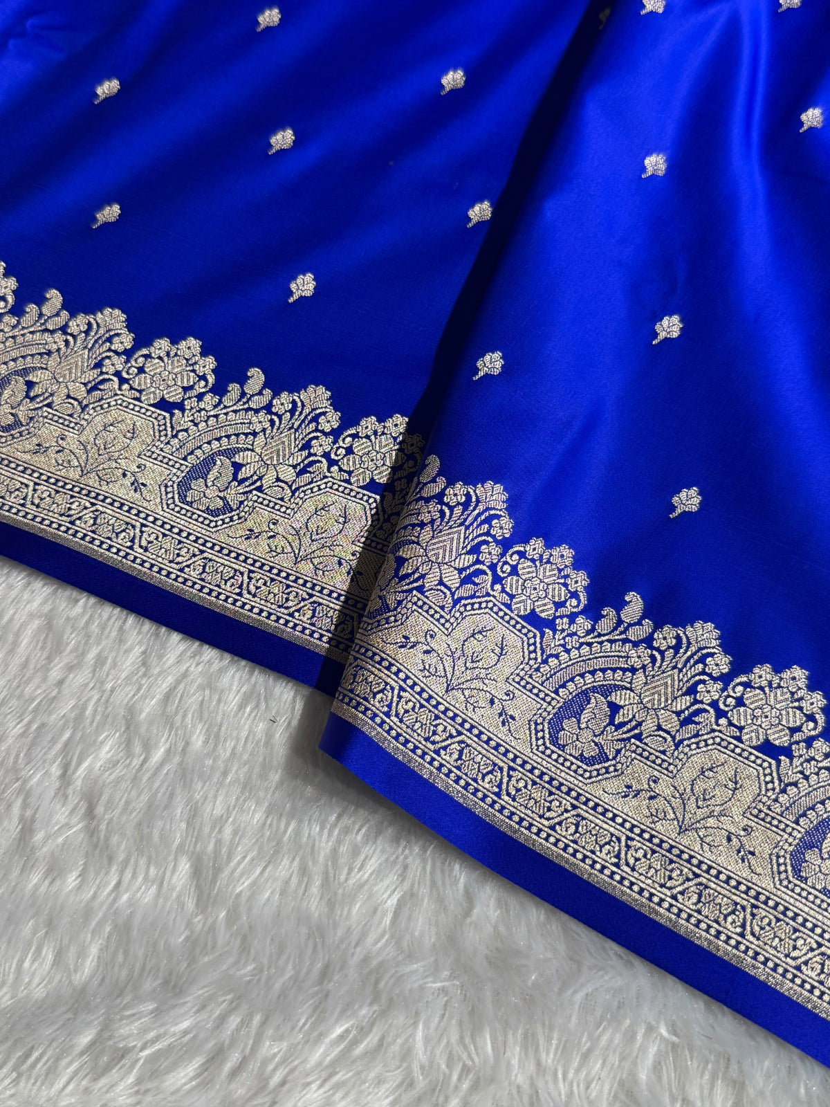 Banarasi Mashru Satin Silk Saree Booti Pattern Royal Blue Shades MSK32