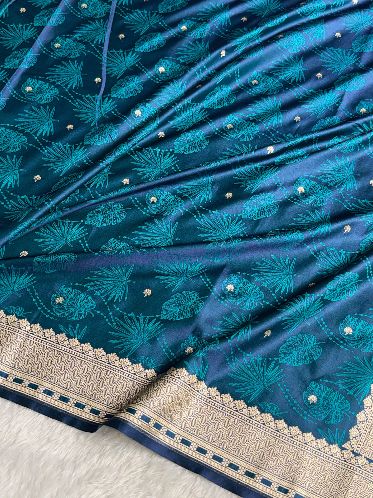 Banarasi Mashru Satin Silk Saree Tanchoi Pattern Peacock Shades MSK35