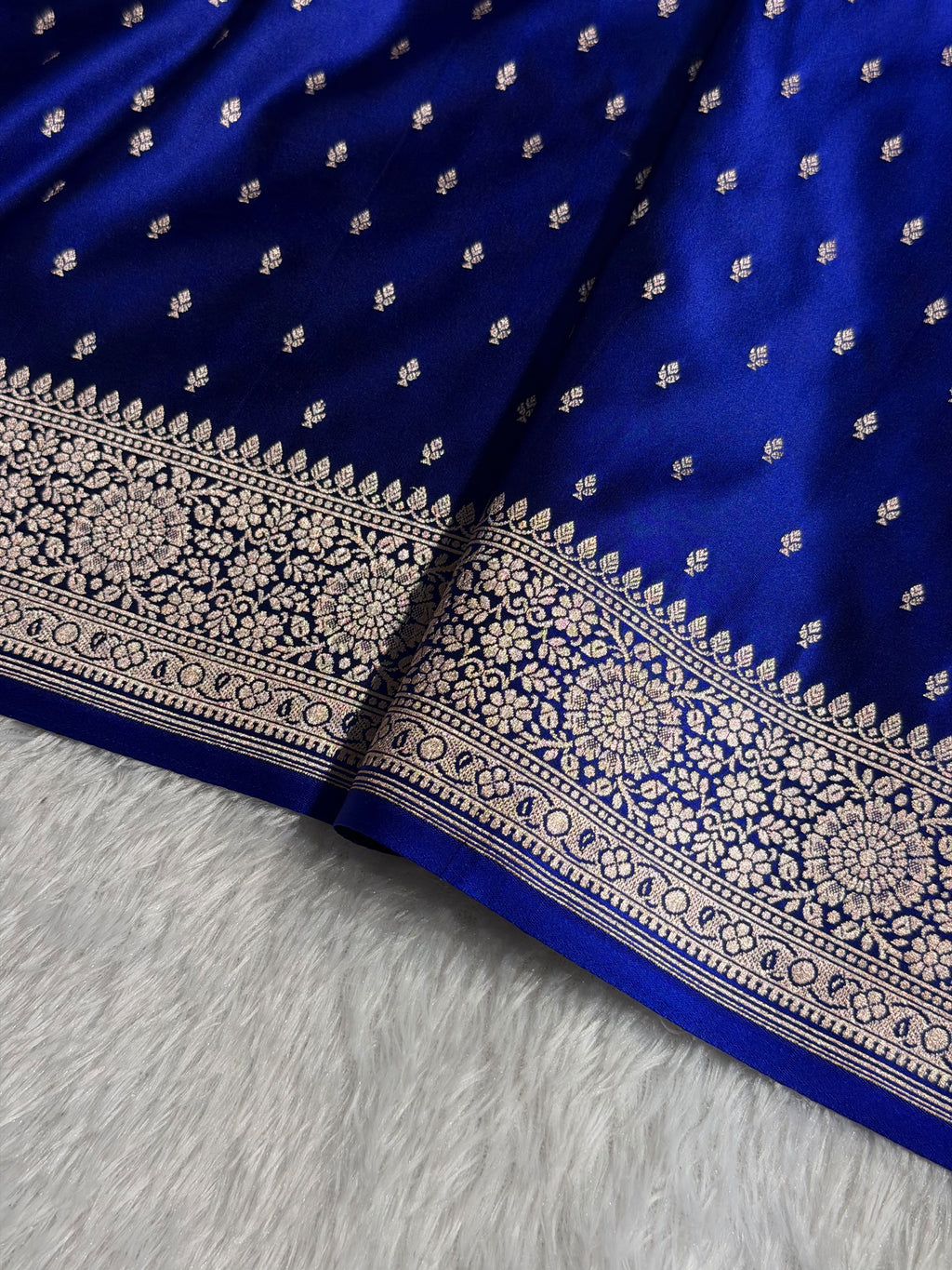 Banarasi Mashru Satin Silk Saree Booti Pattern Royal Blue Shades MSK18