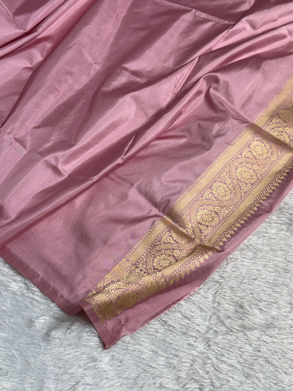 Banarasi Pure Katan Silk Saree Handwoven Kaduwa Boota Pattern with Minakari work in Baby Pink Shades PKH03