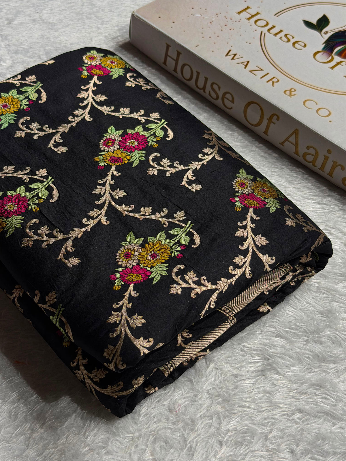 Banarasi Pure Katan Silk Saree with Minakari Jaal Pattern in Black Shades Shades PKM01