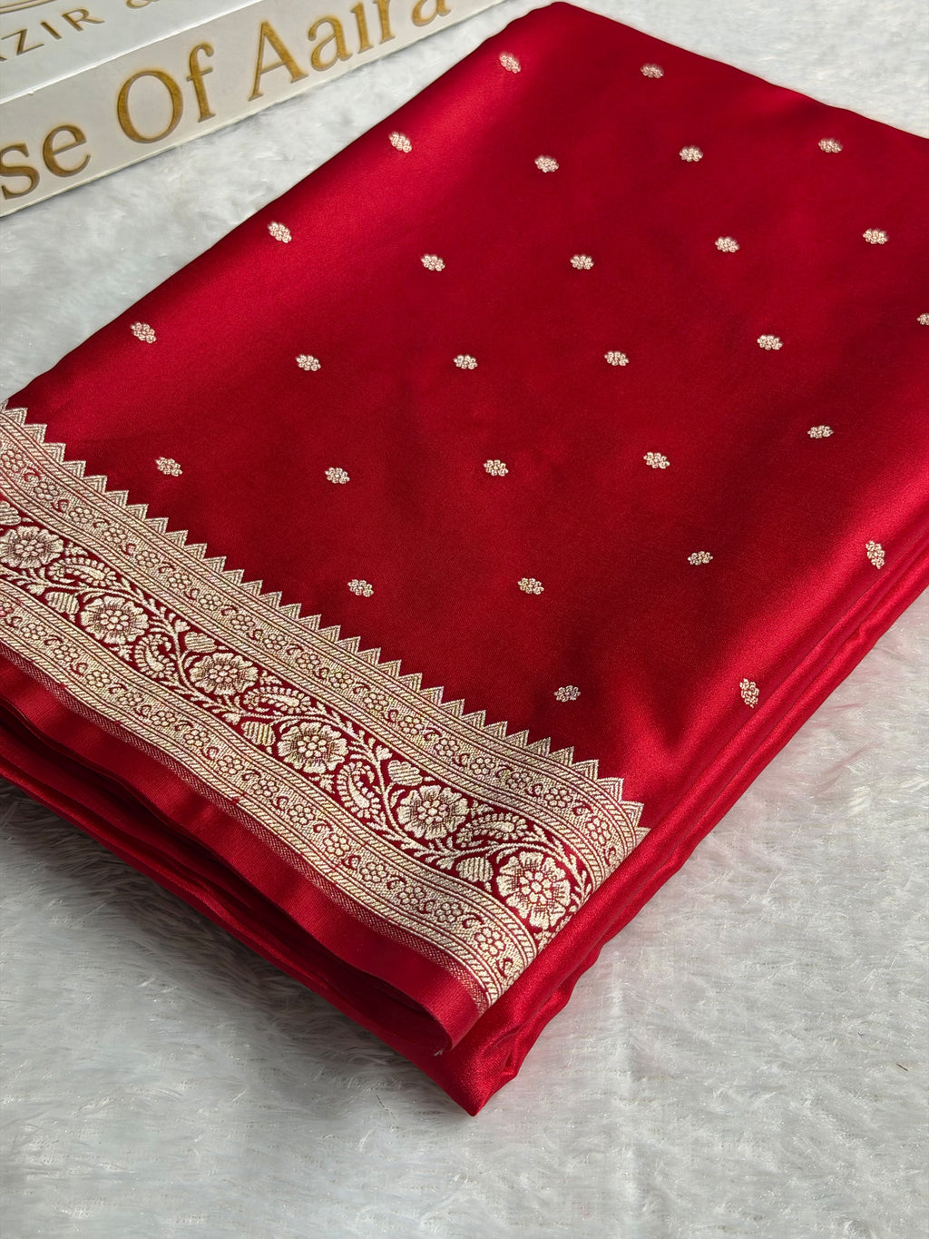 Banarasi Mashru Satin Silk Saree Floral Jaal Pattern In Red Shades MSC13