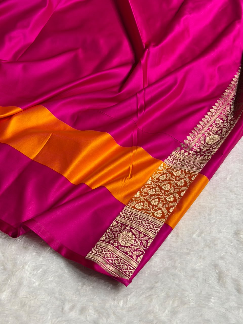 Banarasi Mashru Satin Silk Saree Booti Pattern In Rust with Mustard Rani Skirt Border Shades MSK41