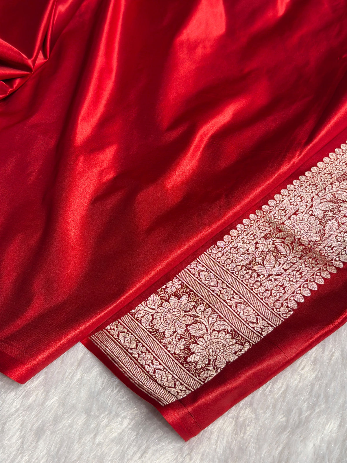 Banarasi Satin Katan Silk Saree Jaal Pattern in Maroon Shades SK16