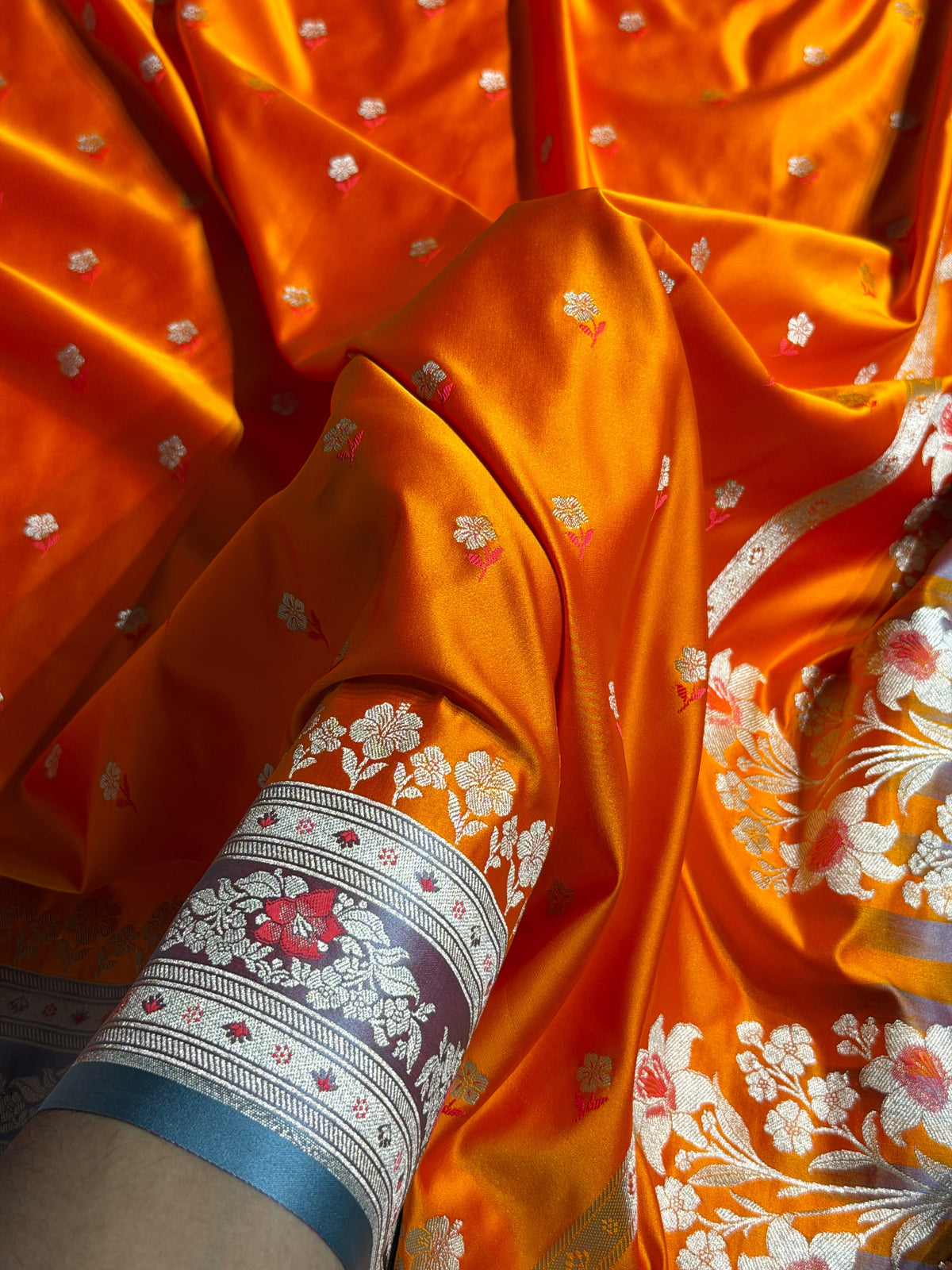 Banarasi Mashru Satin Silk Saree Booti Pattern In Orange with Turquoise Shades MSK40