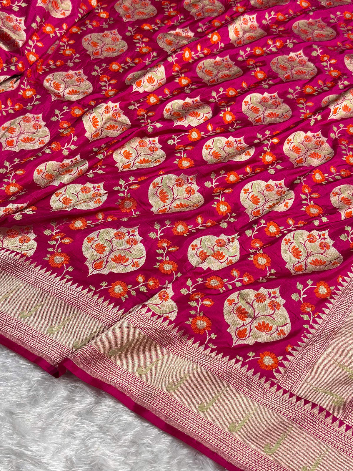 Banarasi Pure Katan Silk Saree with Minakari Boota Pattern in Rani Pink Shades Shades PKM05