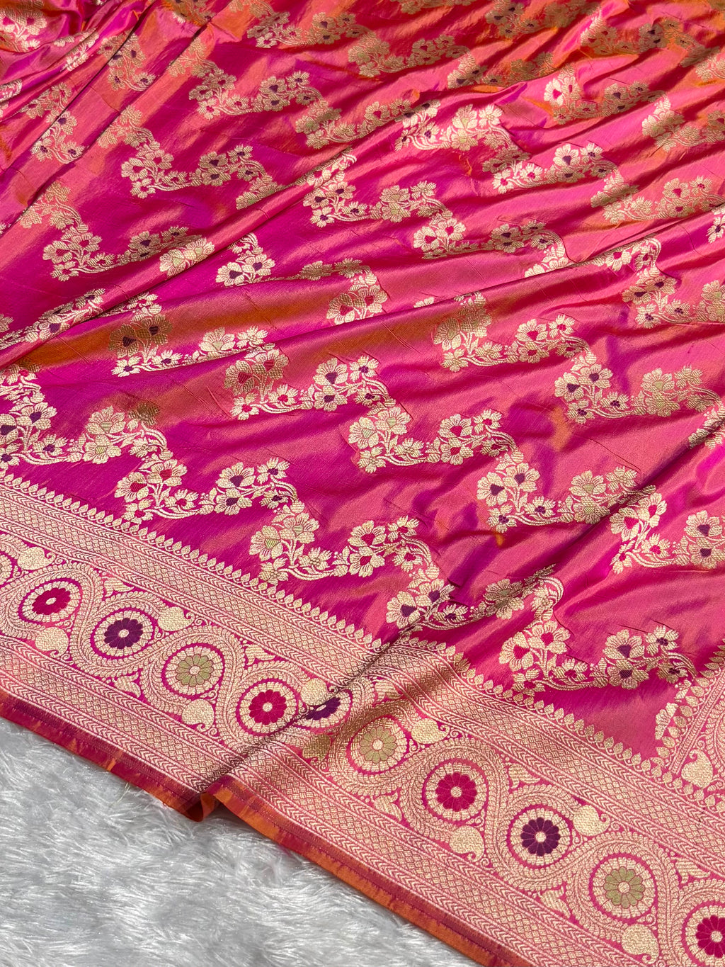 Banarasi Pure Katan Silk Saree with Minakari Cross Pattern in Goldish Pink Shades PKM12