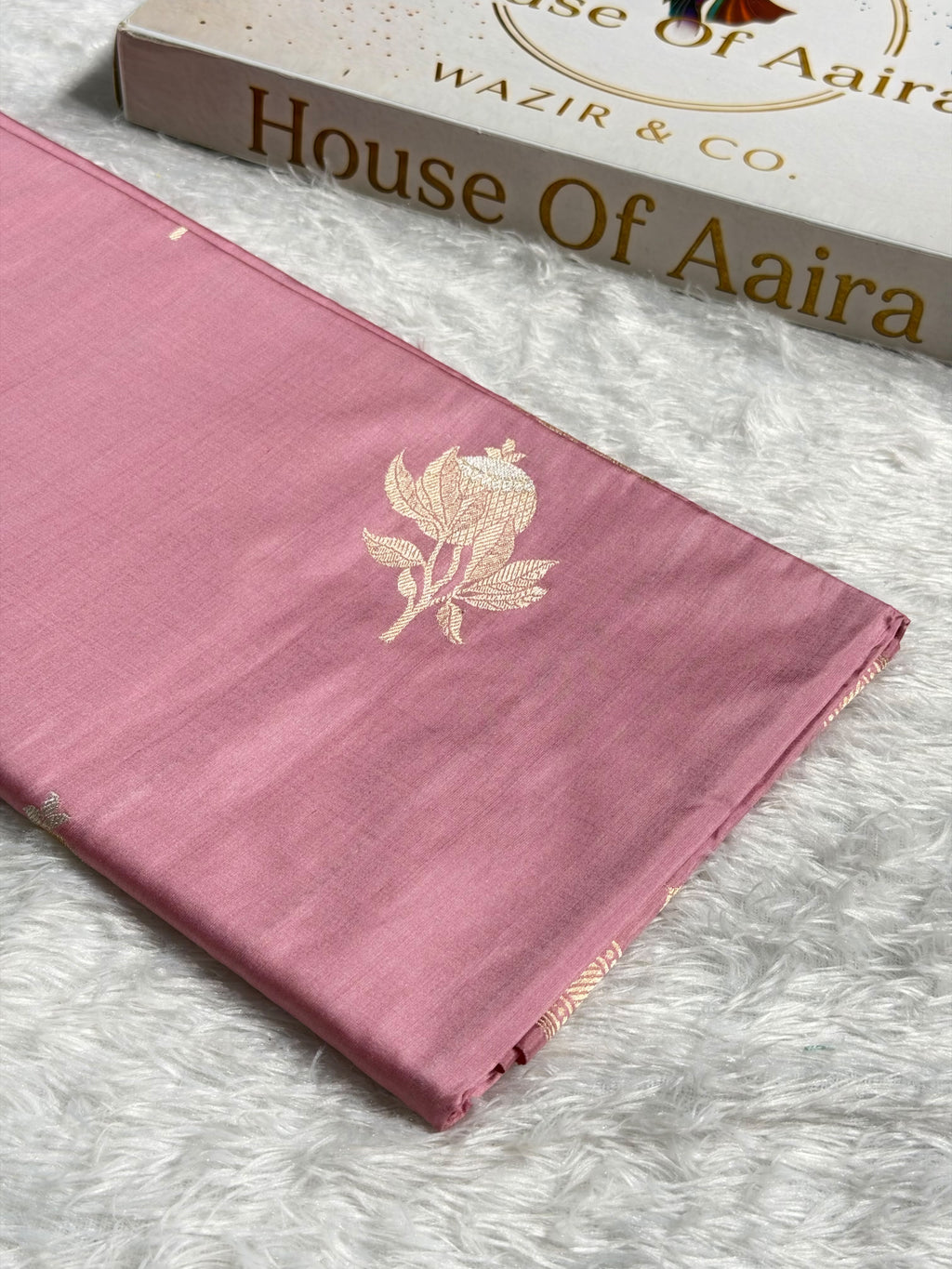 Banarasi Pure Katan Silk Saree Handwoven Kaduwa Boota Pattern with Minakari work in Baby Pink Shades PKH10