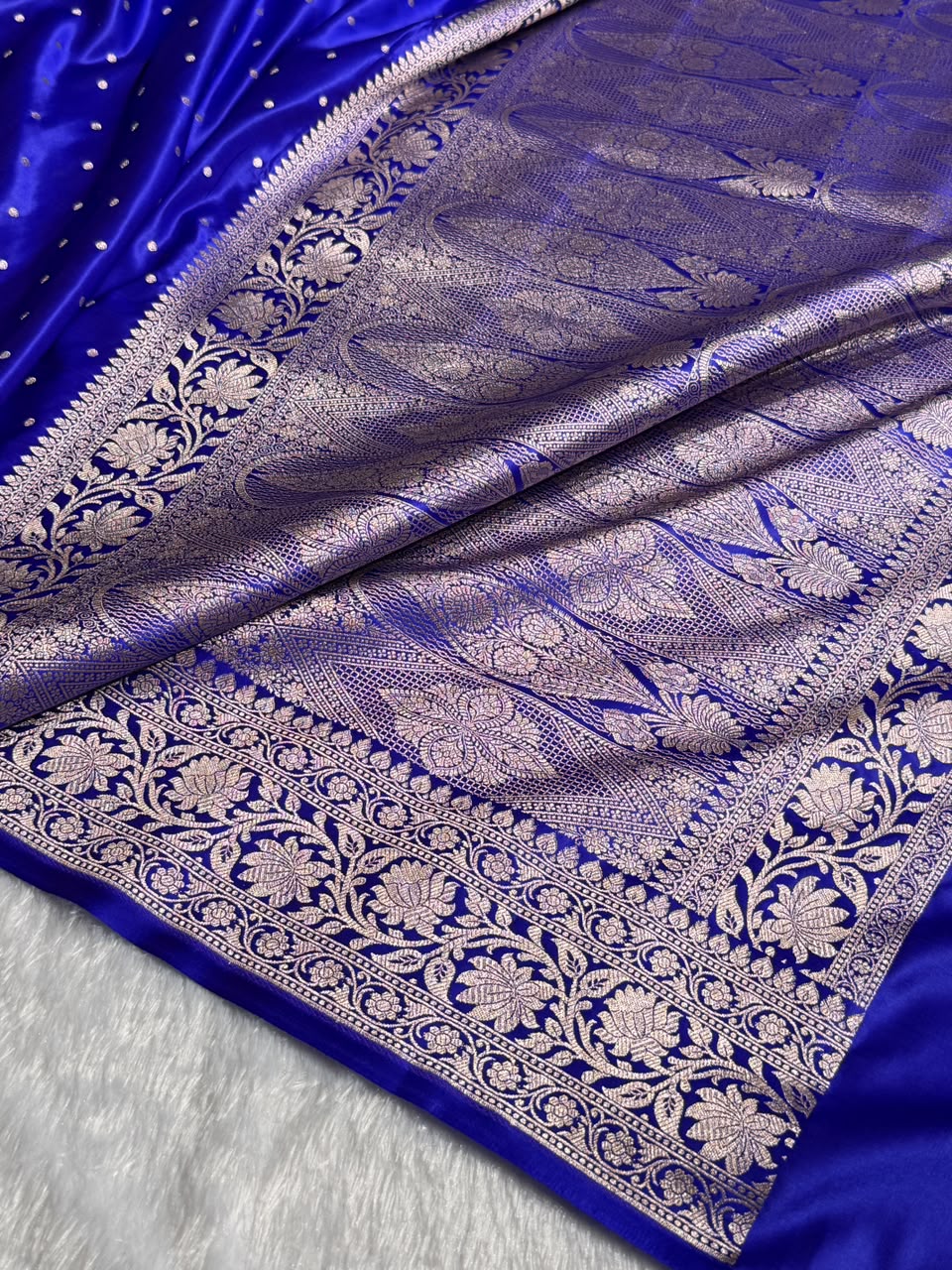 Banarasi Satin Katan Silk Saree Dot Booti Pattern in Royal Blue Shades SK11