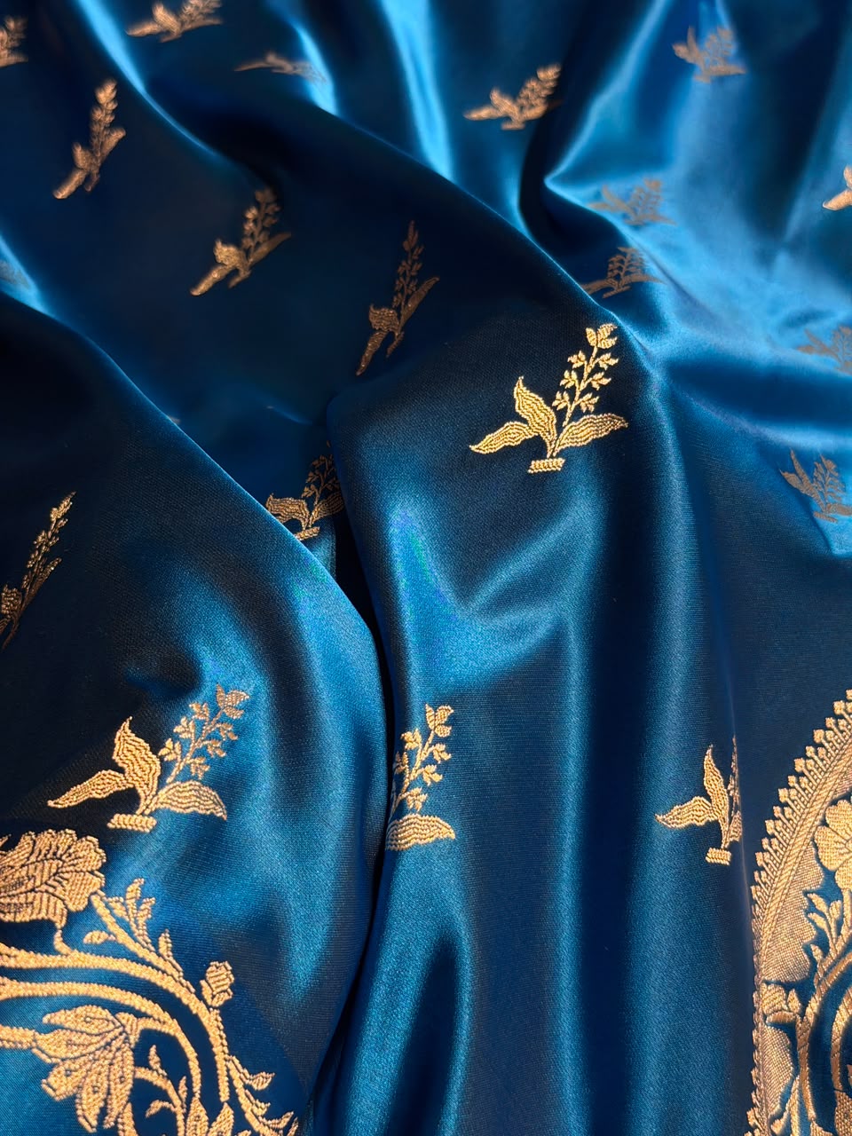 Banarasi Satin Katan Silk Saree Booti Pattern in German Blue Shades SK13