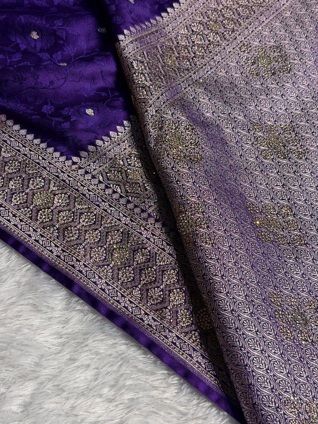 Banarasi Mashru Satin Silk Saree Tanchoi Pattern in Swarovski Work in Ombre Pink and Navy Blue Shades BMSC08