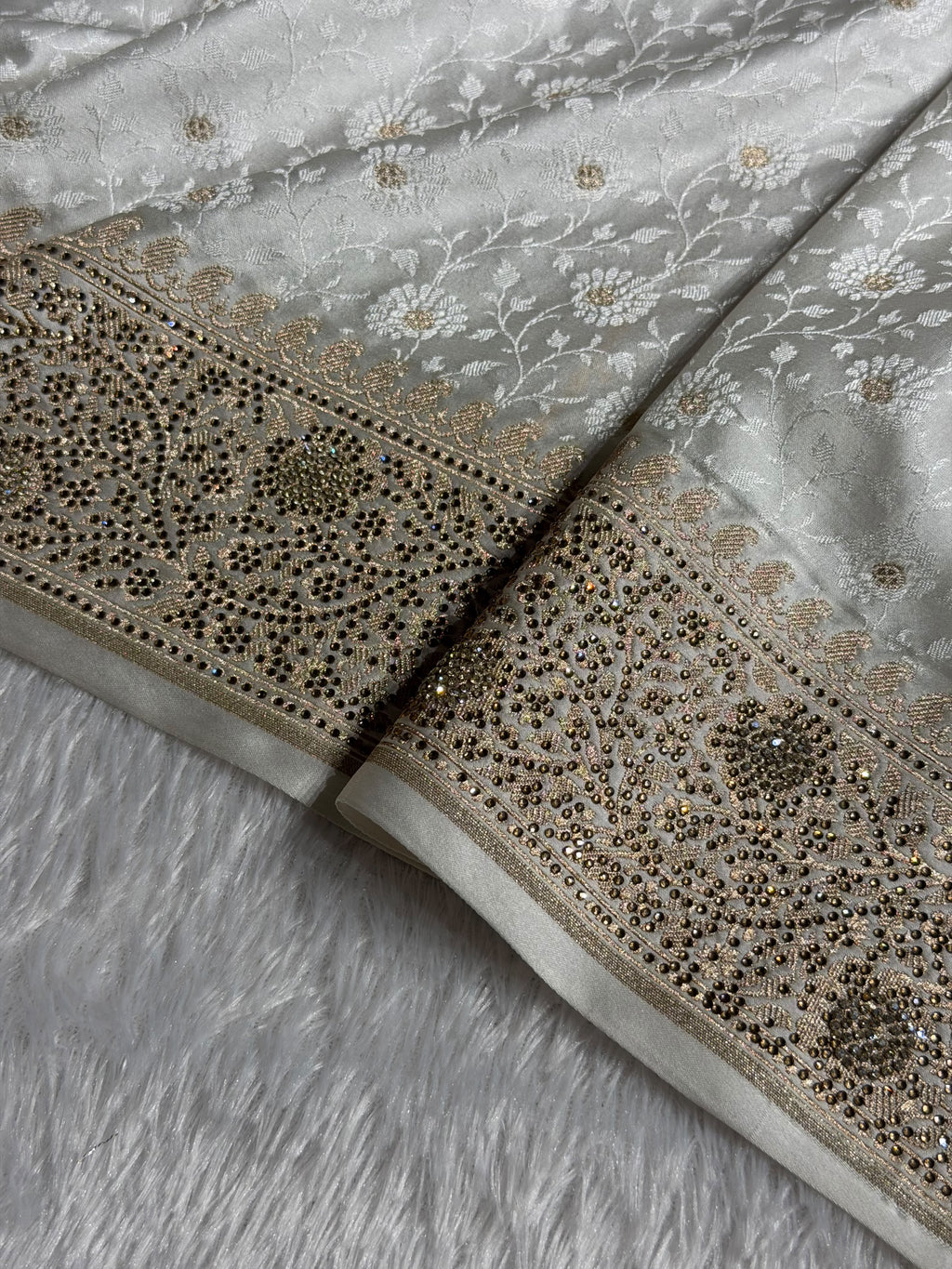 Banarasi Mashru Satin Silk Saree Tanchoi Pattern in Swarovski Work in Pearl White Shades BMSC04