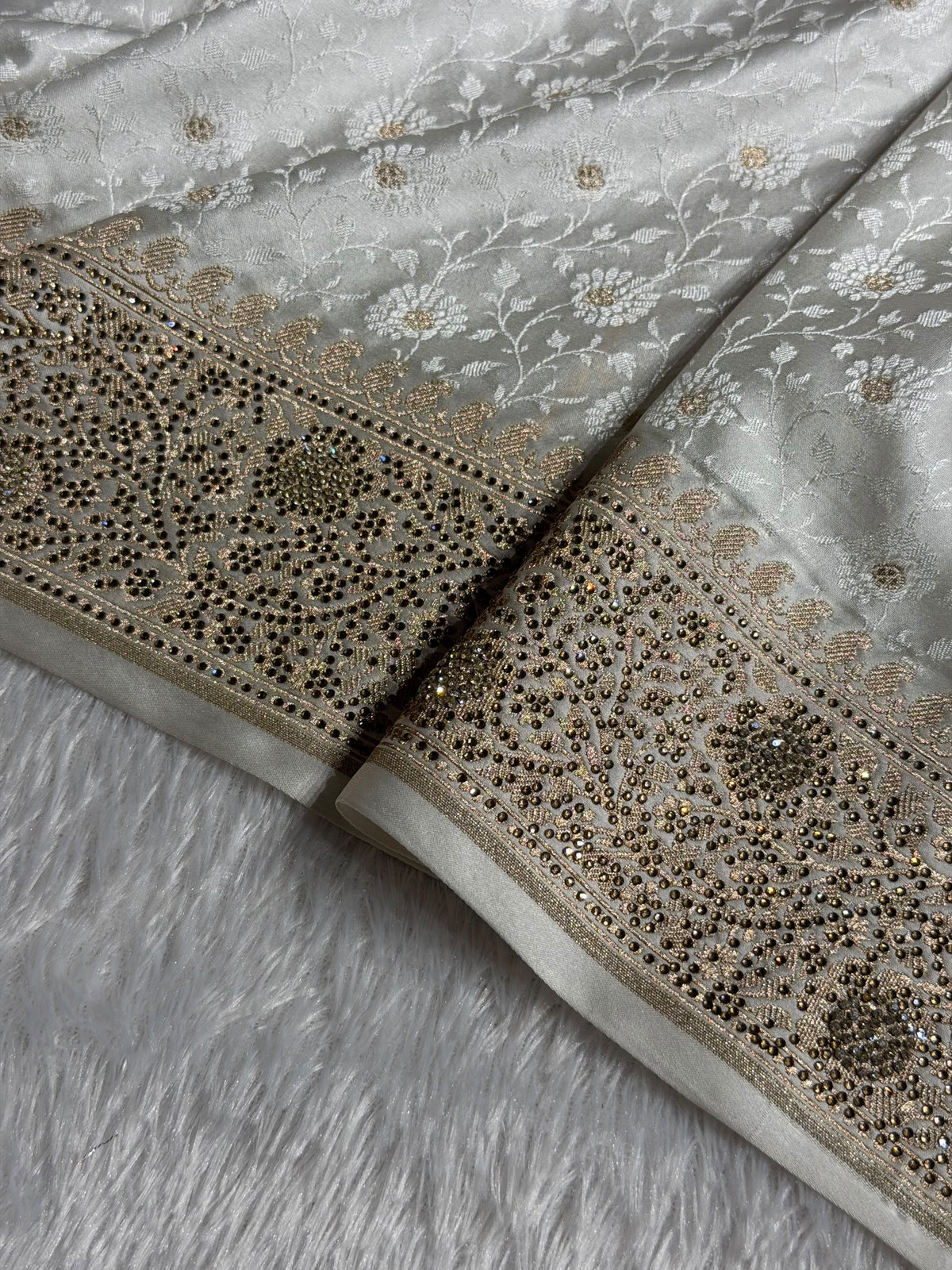 Banarasi Mashru Satin Silk Saree Tanchoi Pattern in Swarovski Work in Pearl White Shades BMSC04