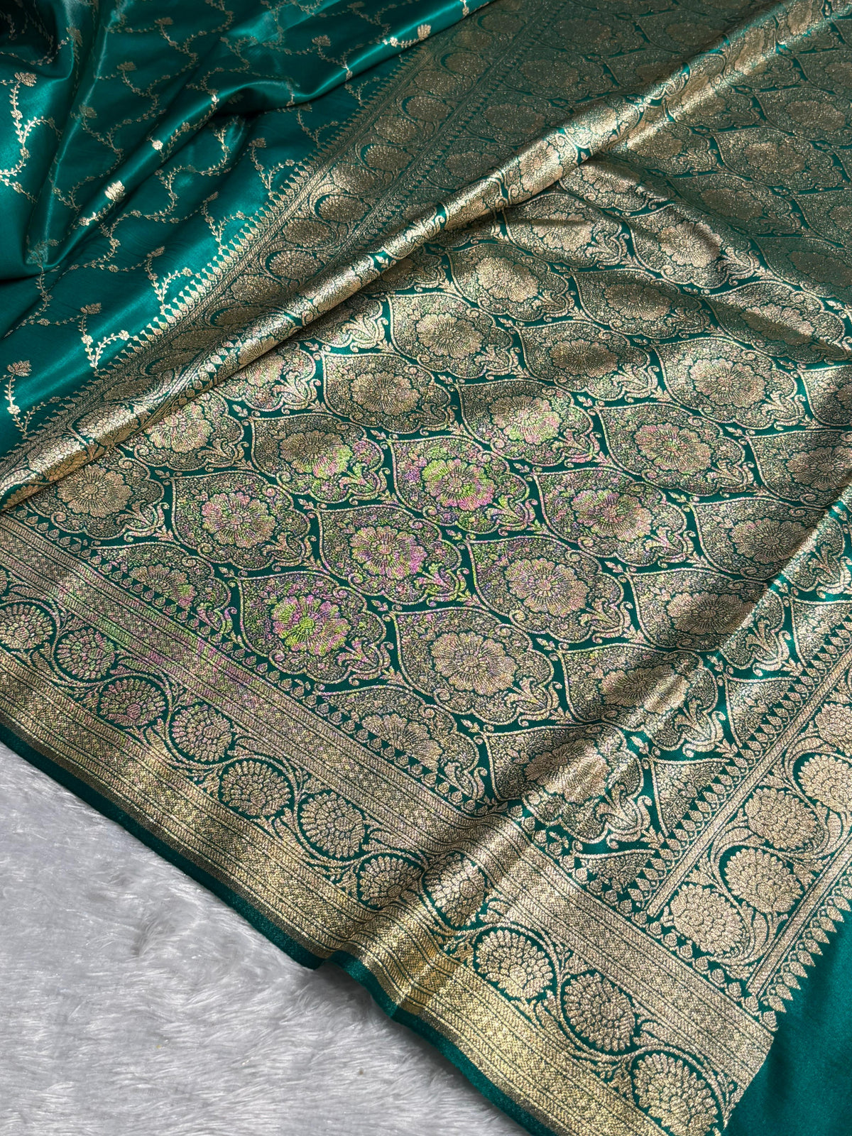 Banarasi Satin Silk Saree Jaal Pattern in Rama Shades SS14