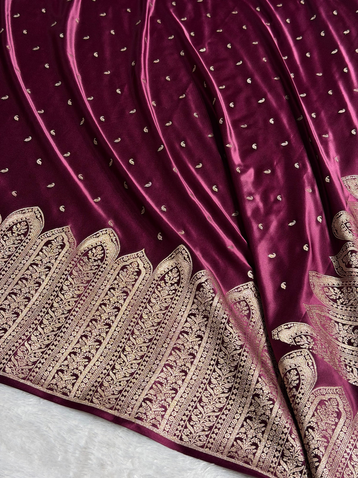 Banarasi Mashru Satin Silk Saree with Scallop Pattern In Deep Wine Shades MSC02