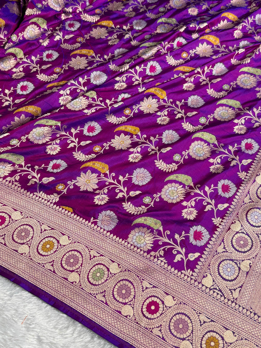 Banarasi Pure Katan Silk Saree with Minakari Jaal Pattern in Cross Purple Shades Shades PKM03