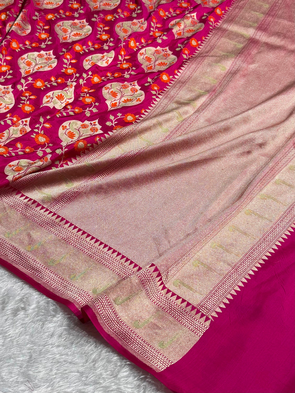 Banarasi Pure Katan Silk Saree with Minakari Boota Pattern in Rani Pink Shades Shades PKM05
