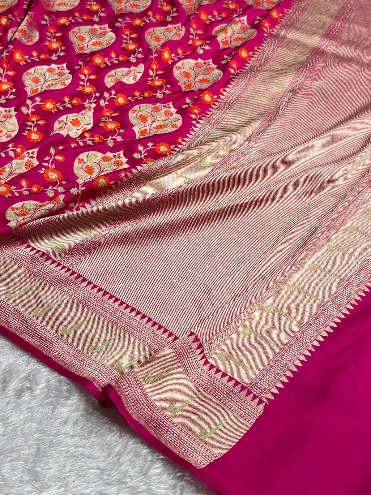 Banarasi Pure Katan Silk Saree with Minakari Boota Pattern in Rani Pink Shades Shades PKM05
