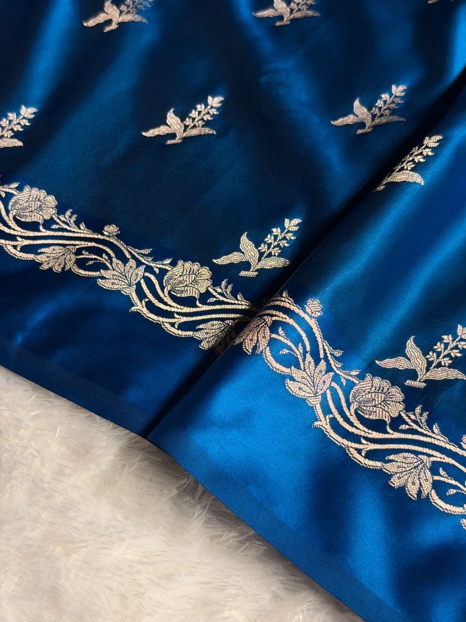 Banarasi Satin Katan Silk Saree Booti Pattern in German Blue Shades SK13