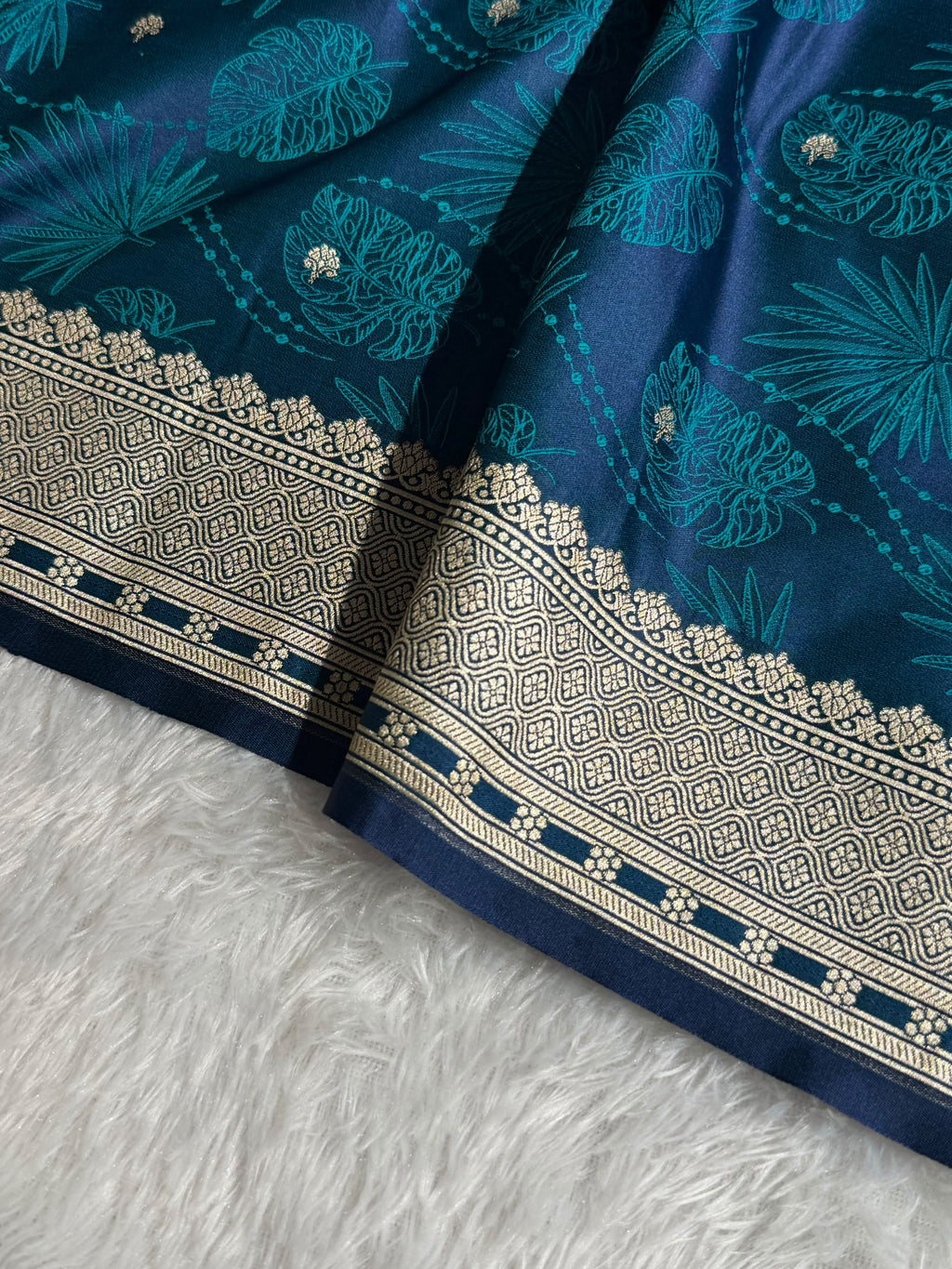 Banarasi Mashru Satin Silk Saree Tanchoi Pattern Peacock Shades MSK35