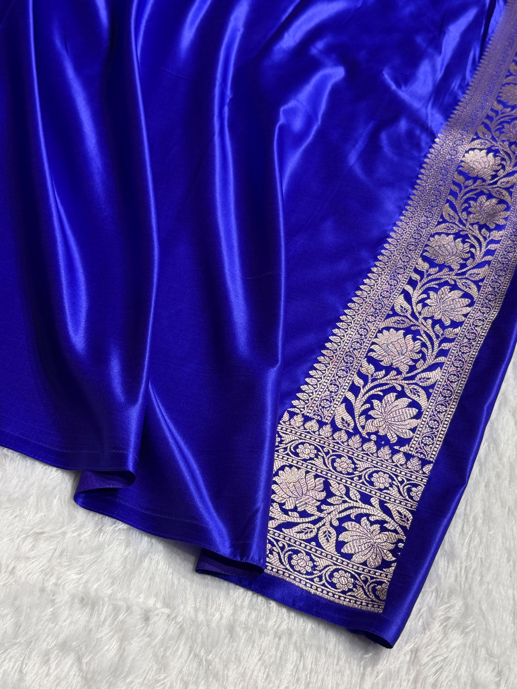Banarasi Satin Katan Silk Saree Dot Booti Pattern in Royal Blue Shades SK11
