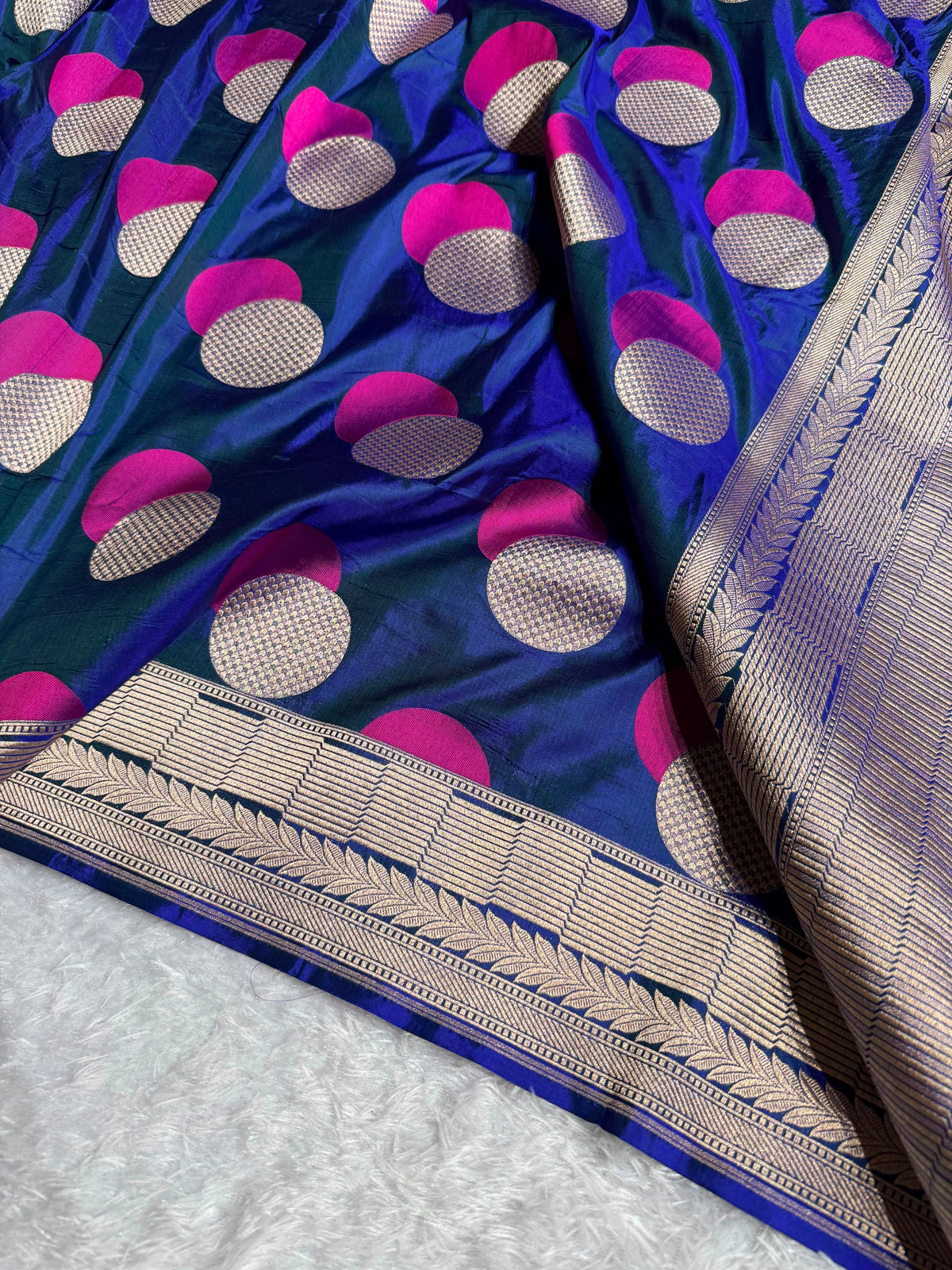 Banarasi Pure Katan Silk Saree with Minakari Ball Boota Pattern in Cross Purple Shades PKM08