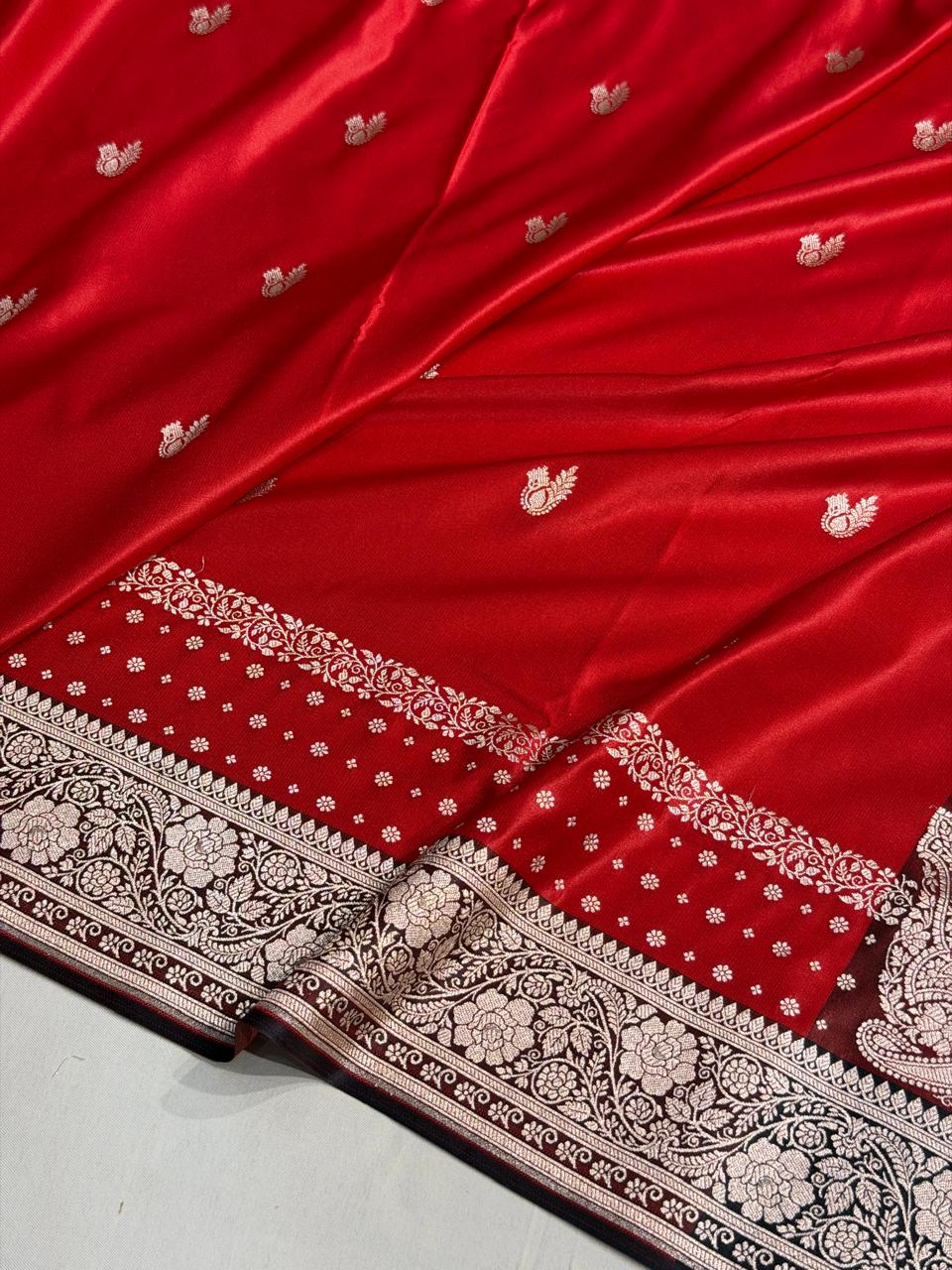 Banarasi Satin Katan Silk Saree Minakari Boota Pattern in Red with Black Shades SK09