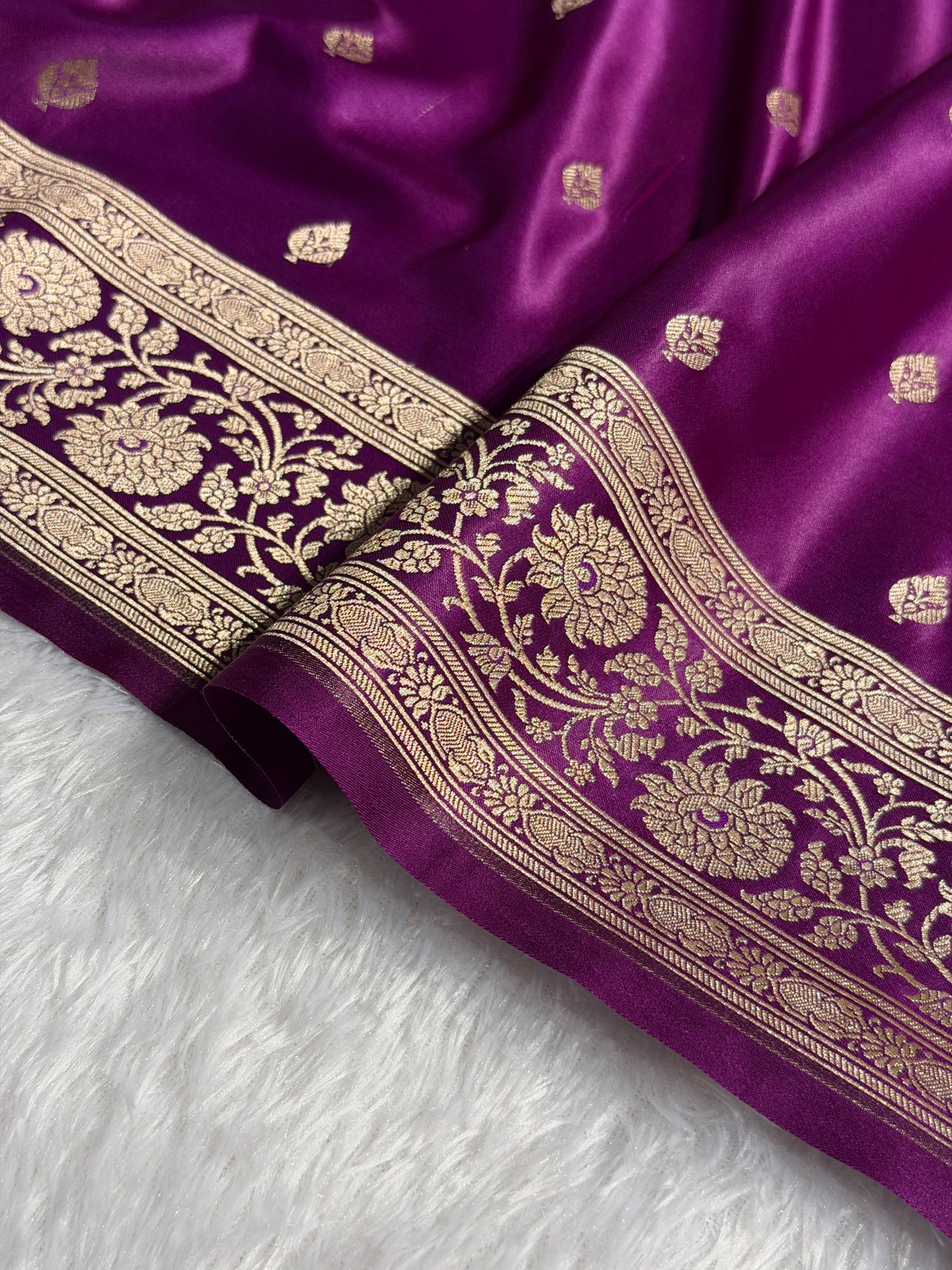 Banarasi Mashru Satin Silk Saree Booti Pattern Wine Shades MSK15