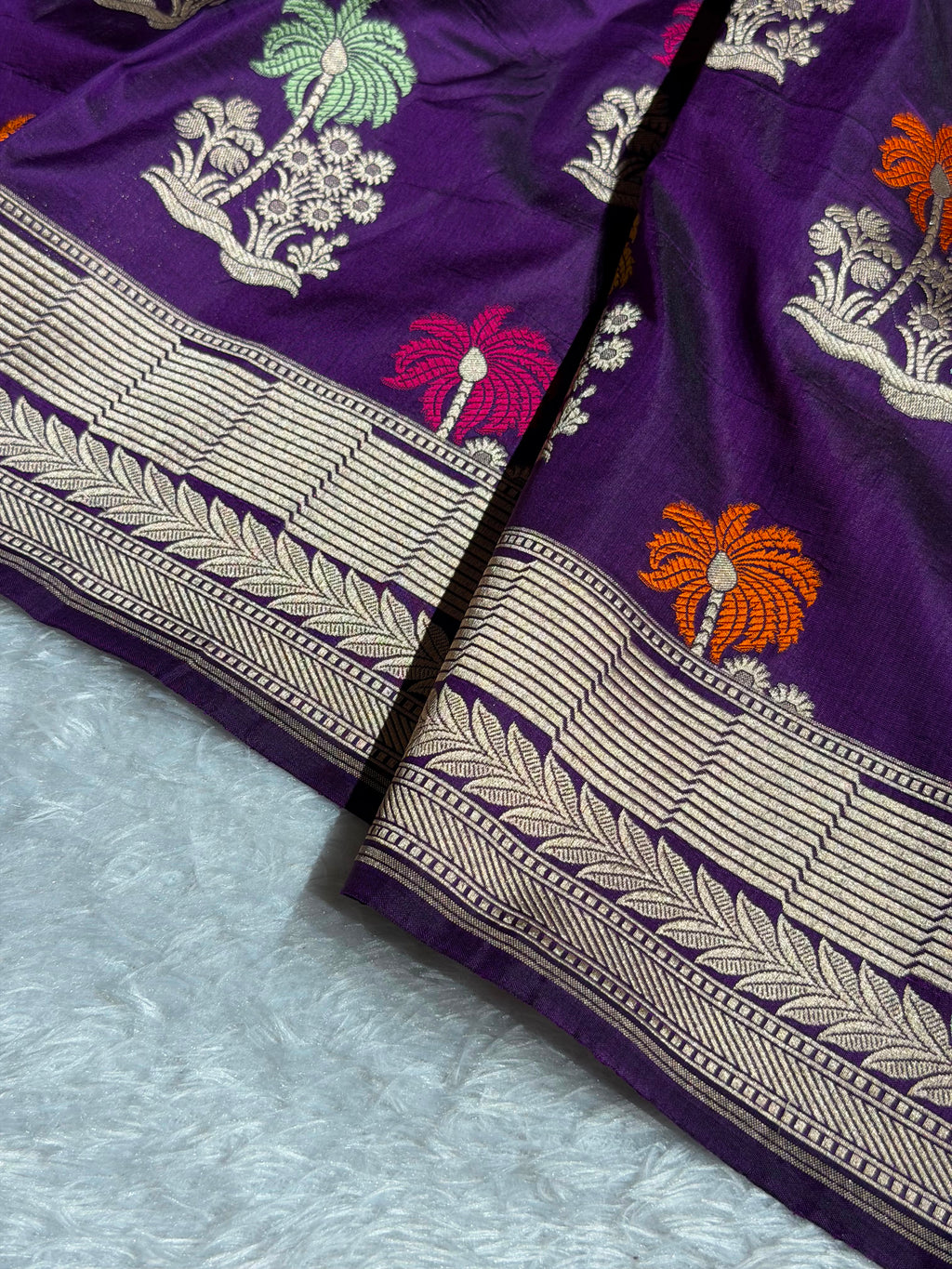 Banarasi Pure Katan Silk Saree with Minakari Boota Pattern in Purple Shades Shades PKM06