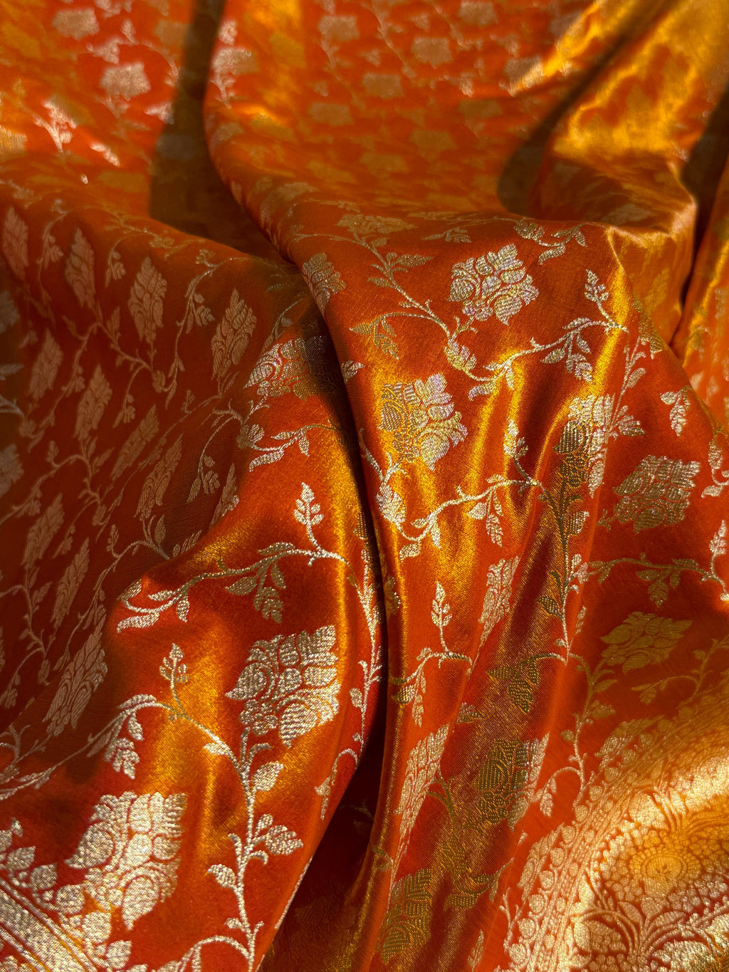 Banarasi Satin Silk Saree Jaal Pattern in Fire Gold Shades SS05