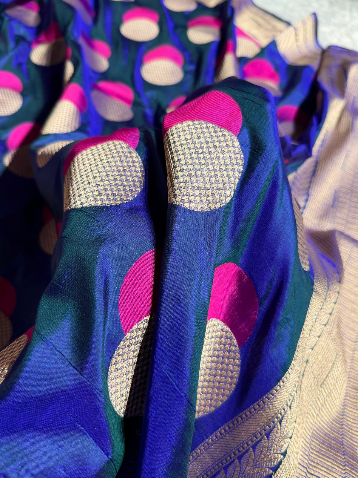 Banarasi Pure Katan Silk Saree with Minakari Ball Boota Pattern in Cross Purple Shades PKM08