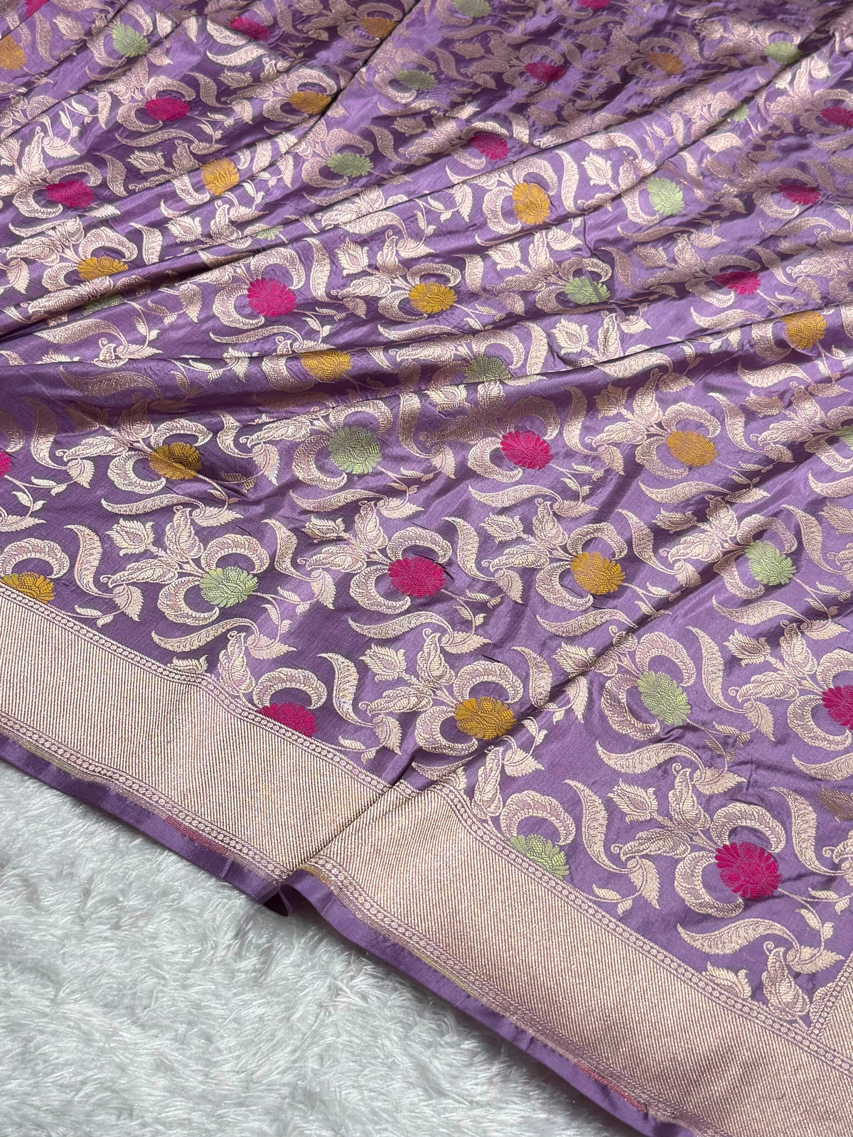 Banarasi Pure Katan Silk Saree with Minakari Jaal Pattern in Lavender Shades PKM07
