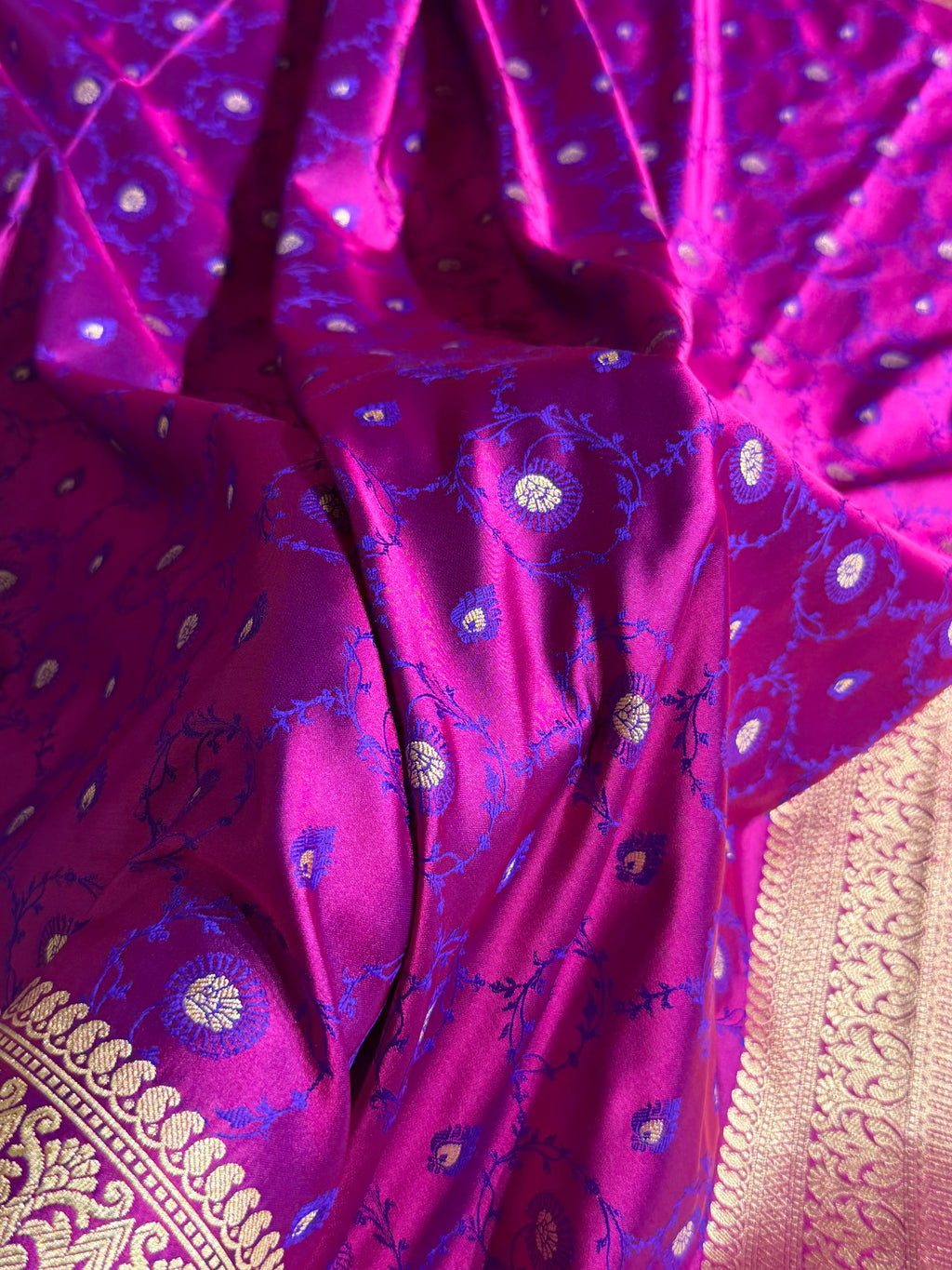 Banarasi Mashru Satin Silk Saree Tanchoi Pattern Cross Magenta Shades MSK36