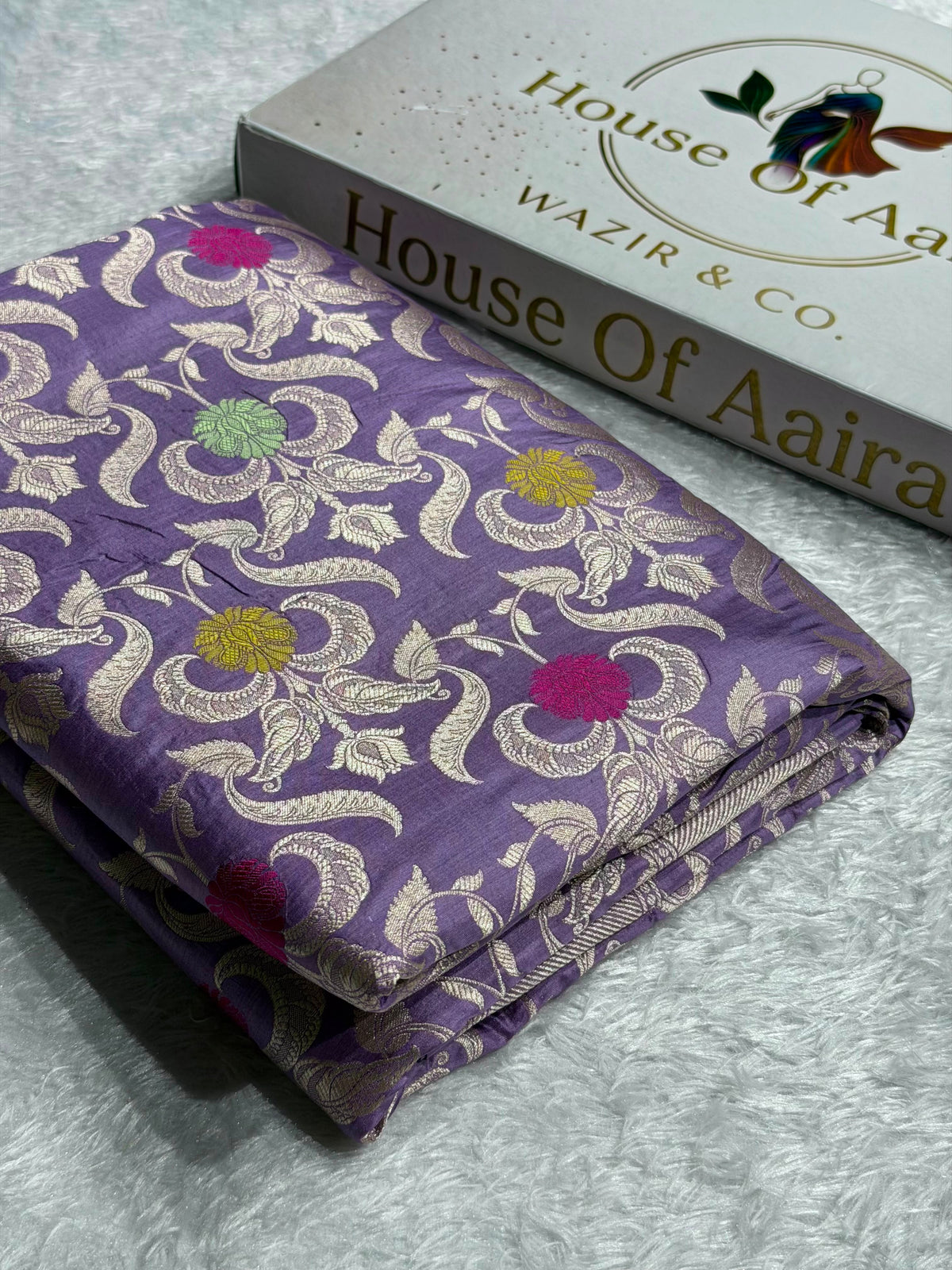 Banarasi Pure Katan Silk Saree with Minakari Jaal Pattern in Lavender Shades PKM07